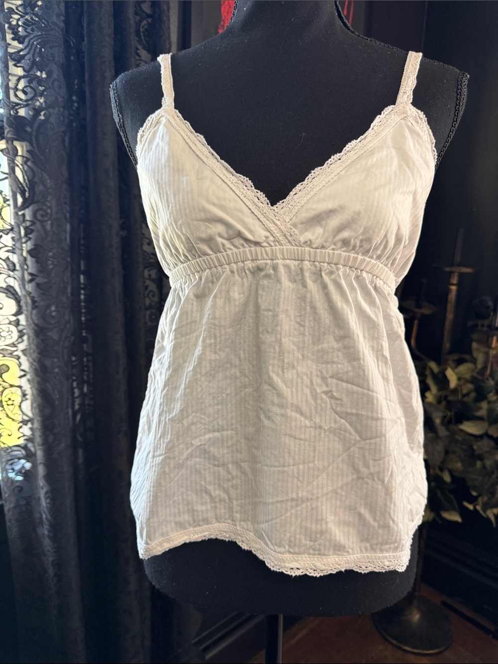 Brandy Melville White Lace-Trim Camisole